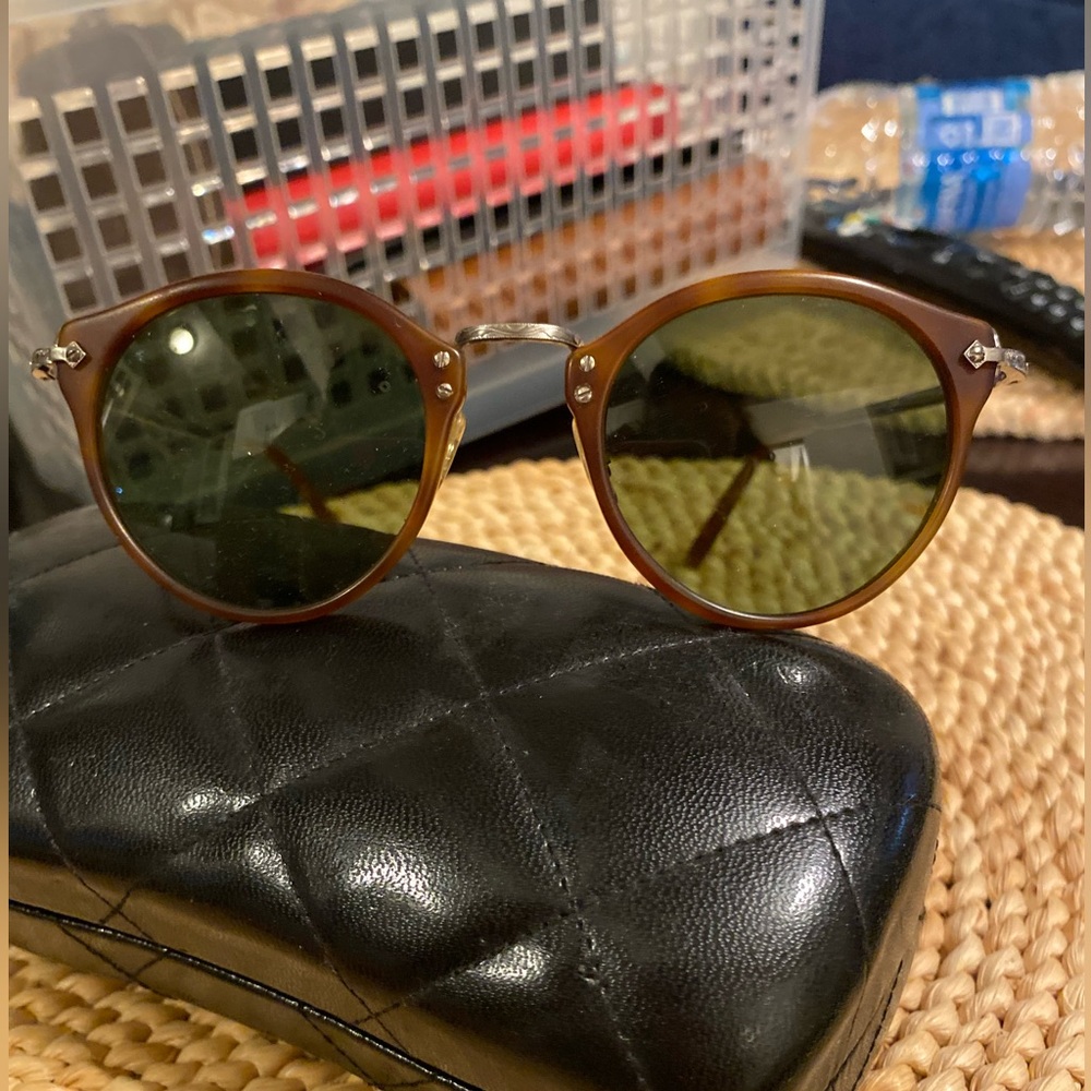 Oliver peoples